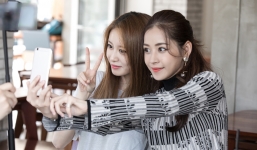 Chi Pu đọ sắc cùng Ji-yeon (T-ara) tại Hàn Quốc